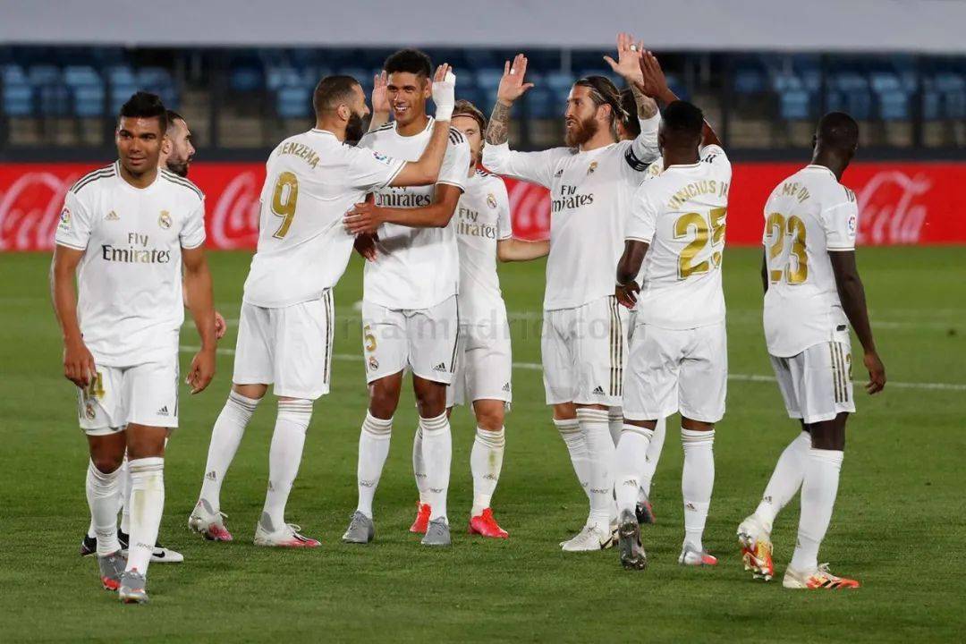 创造半高球 创造半高球