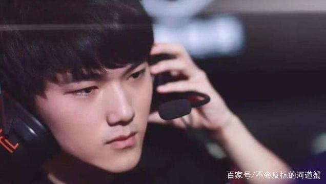 荷兰队在本 荷兰队在本